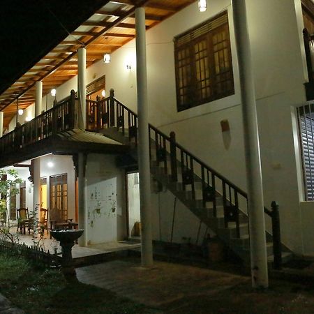 Omee Guest Mirissa Exterior foto